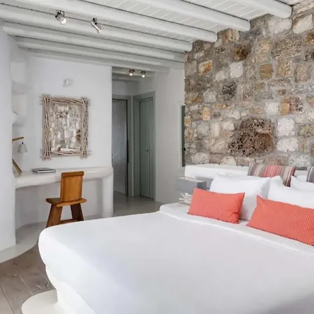 Mikonos Super Paradise part