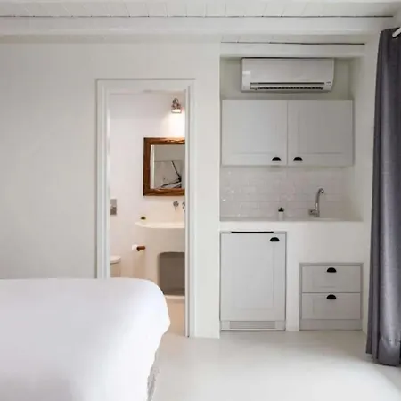 Mikonos * Super Paradise Beach (Mykonos)