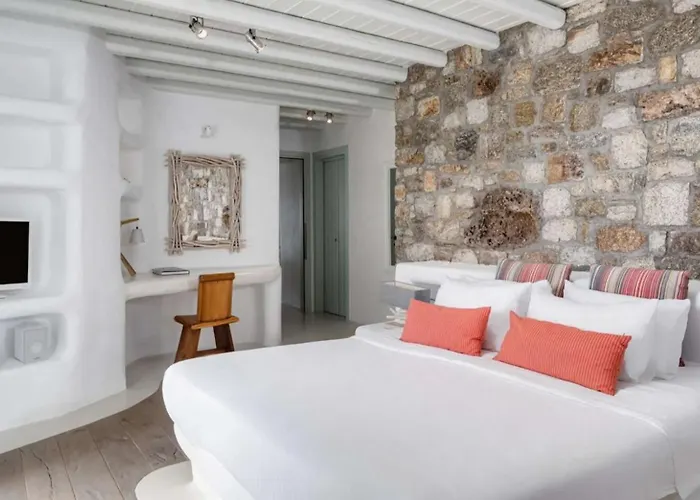 Mikonos Super Paradise Beach (Mykonos)